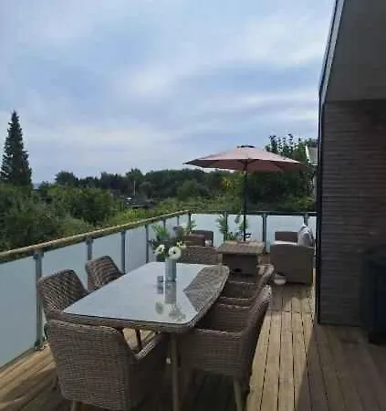 118 M2 Holiday Idyll Close To Water And Nature 別荘 *