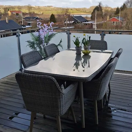 118 M2 Idyll Close To Water And Nature